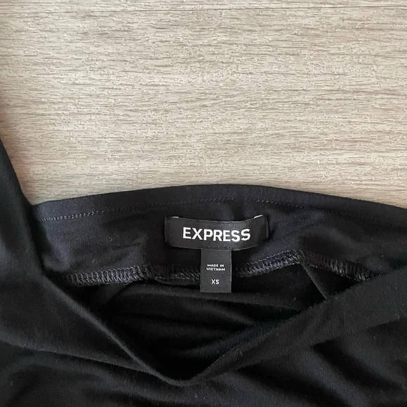 Express Ruched Top - Picture 2 of 2